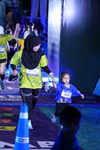 BIB: 3795, 3032
                            <button type="button" onclick="openModal(26261502)" class="btn btn-primary btn-sm float-right btn-popup" data-toggle="modal" data-target=".modal-high-quality">
                        <i class="fas fa-shopping-cart"></i> Add to Cart
                    </button>
                                            <button type="button" onclick="isThisMe(26261502, true)" class="btn btn-success btn-sm float-right btn-popup btn-isme hidden" data-toggle="tooltip" data-placement="bottom" title="นี่คือรูปของคุณใช่ไหม คลิกที่นี่เพื่อเอาเข้าอัลบั้ม">
                        <i class="fas fa-plus"></i> Add to album
                    </button>
                    <button type="button" onclick="isThisMe(26261502, false)" class="btn btn-warning btn-sm float-right btn-popup btn-isnotme hidden">
                        <i class="fas fa-ban"></i> Remove from album
                    </button>